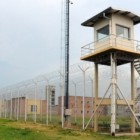 El muchacho fue sacado de su celda de Piñero y colgado a una reja del pabellón 15.