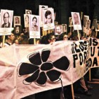 Como cada 20 de mayo, las entidades organizadoras renovaron su reclamo en favor de la verdad y la justicia. Imagen: EFE